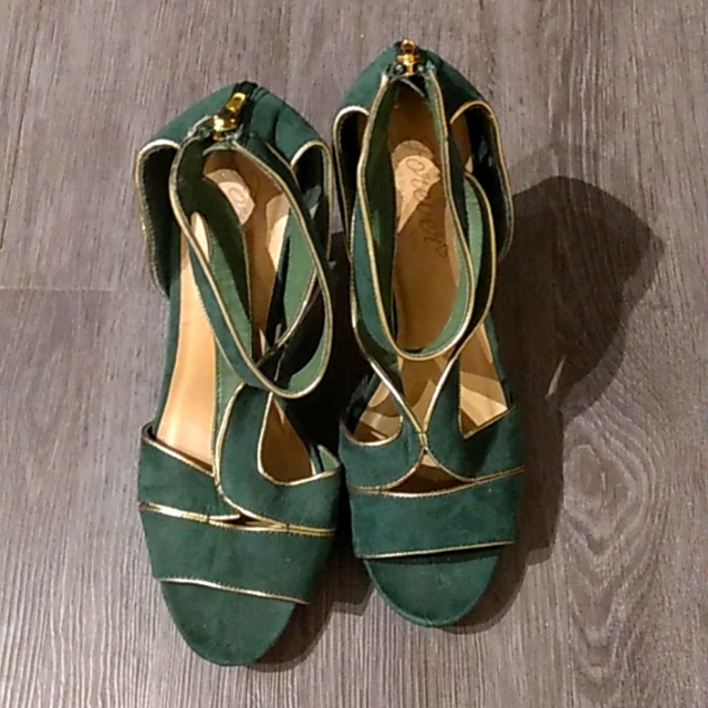 Shoes